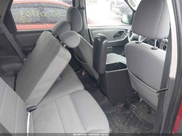 45055328 :رقم المزاد ، 1FMCU93117KA36252 vin ، 2007 Ford Escape Xlt/xlt Sport مزاد بيع