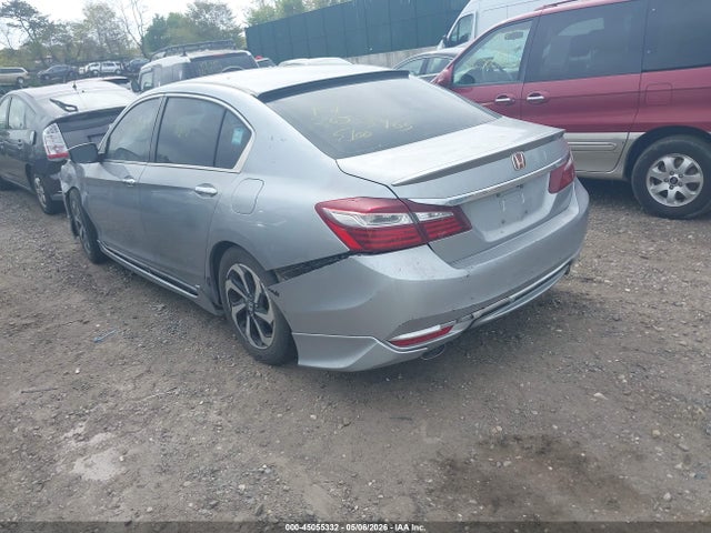 45055332 :رقم المزاد ، 1HGCR2F56HA010251 vin ، 2017 Honda Accord Sport مزاد بيع