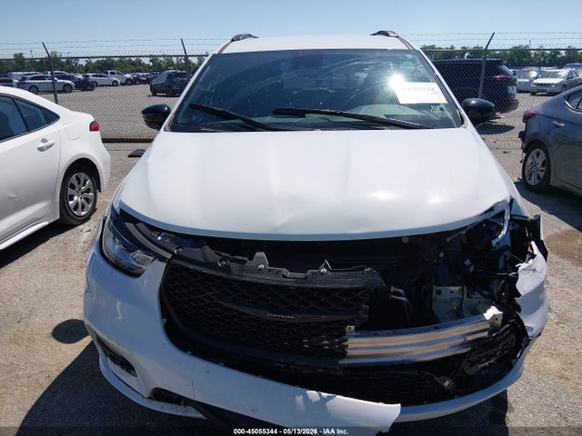 Продаж на аукціоні авто 2024 Chrysler Pacifica Touring L, vin: 2C4RC1BG5RR114108, номер лоту: 45055344