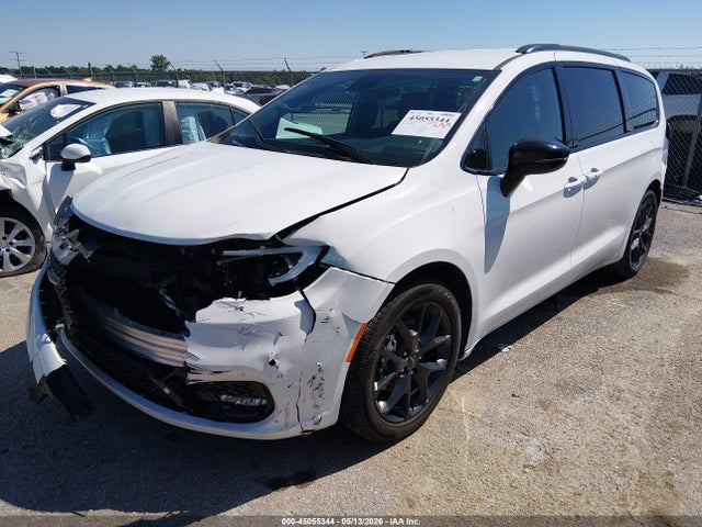 Продаж на аукціоні авто 2024 Chrysler Pacifica Touring L, vin: 2C4RC1BG5RR114108, номер лоту: 45055344