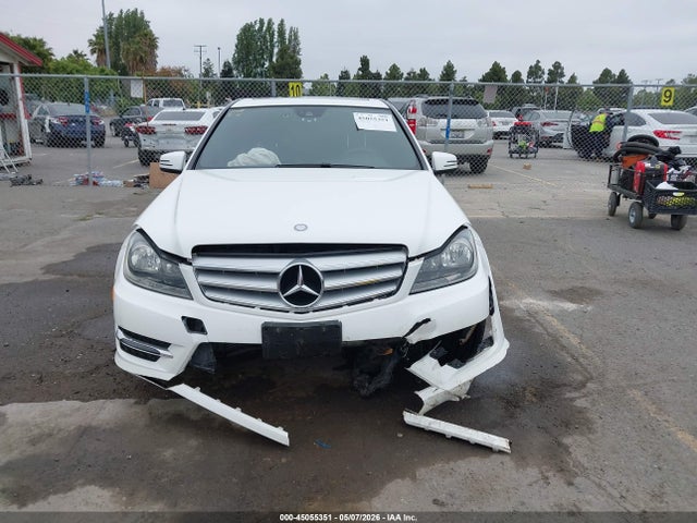 Aukcja sprzedaży 2013 Mercedes-benz C 250 Sport, vin: WDDGF4HB6DA869329, numer aukcji: 45055351