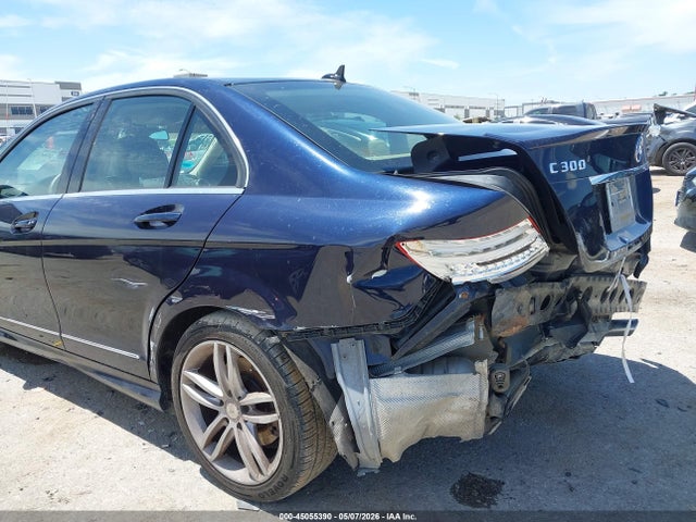 45055390 :رقم المزاد ، WDDGF8ABXEG178370 vin ، 2014 Mercedes-benz C 300 Sport 4matic مزاد بيع