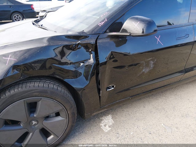 45055462 :رقم المزاد ، 5YJ3E1EA5MF985621 vin ، 2021 Tesla Model 3 Standard Range Plus Rear-wheel Drive مزاد بيع