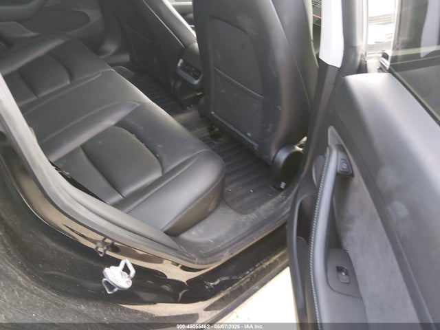 45055462 :رقم المزاد ، 5YJ3E1EA5MF985621 vin ، 2021 Tesla Model 3 Standard Range Plus Rear-wheel Drive مزاد بيع