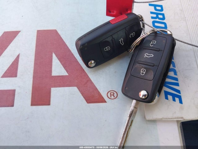 45055470 :رقم المزاد ، 3VWJD7AT5KM706520 vin ، 2019 Volkswagen Beetle 2.0t Se مزاد بيع