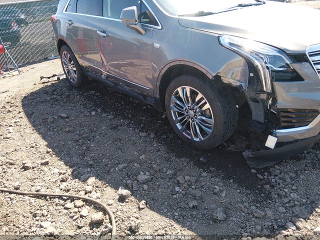 45055490 :رقم المزاد ، 1GYKNERS7HZ311809 vin ، 2017 Cadillac Xt5 Premium Luxury مزاد بيع