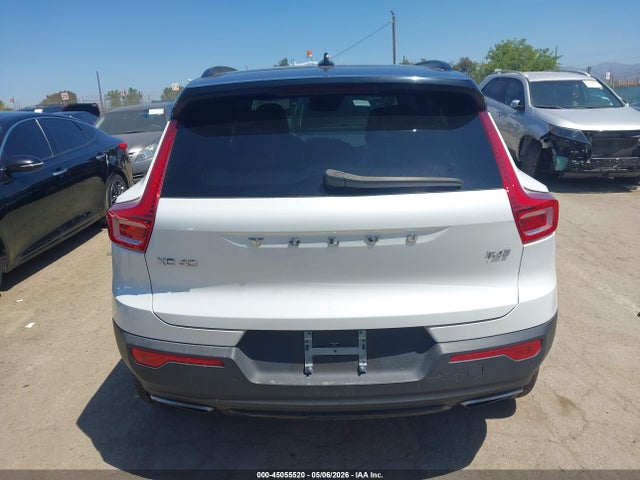 YV4AC2HM9L2284586 Volvo Xc40 T4 R-design
