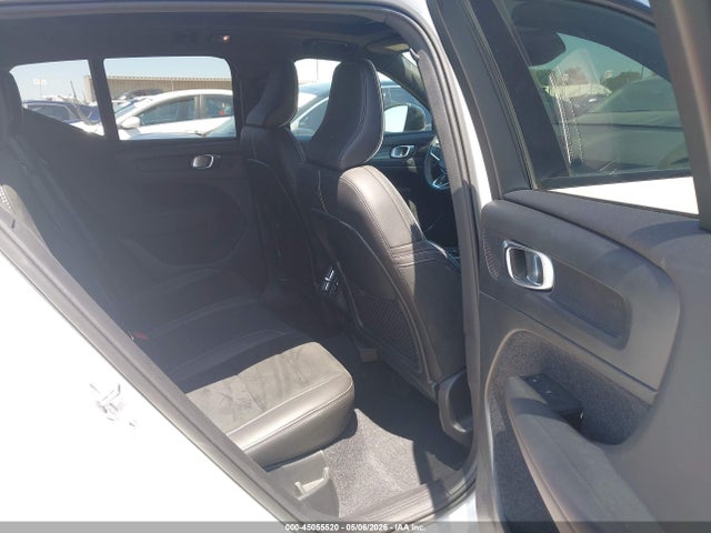 YV4AC2HM9L2284586 Volvo Xc40 T4 R-design
