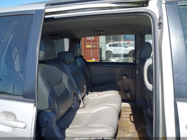 2010 Toyota Sienna Le მანქანა იყიდება აუქციონზე, vin: 5TDKK4CC4AS289723, აუქციონის ნომერი: 45055540