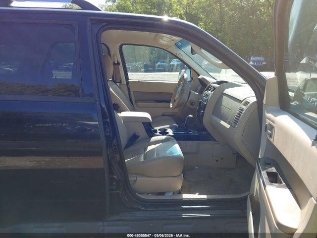 45055547 :رقم المزاد ، 1FMCU0EGXBKB29616 vin ، 2011 Ford Escape Limited مزاد بيع