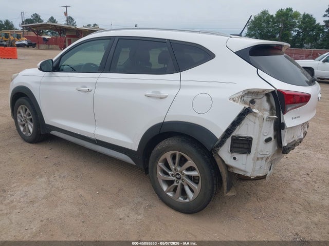 Продаж на аукціоні авто 2017 Hyundai Tucson Se, vin: KM8J33A46HU575623, номер лоту: 45055553