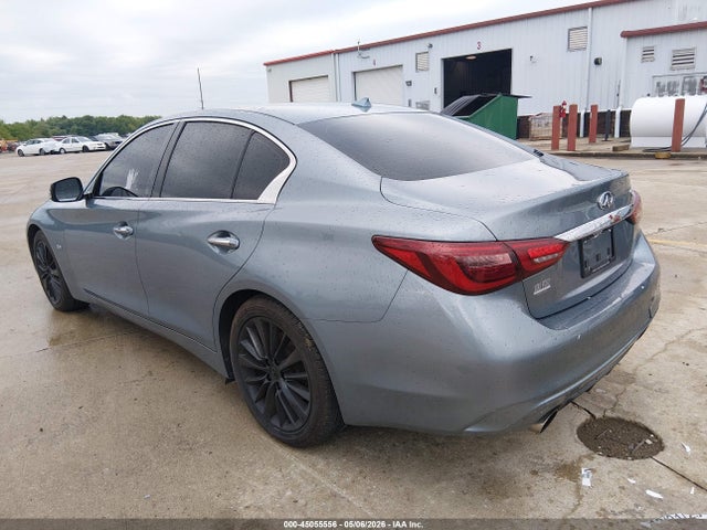 45055556 :رقم المزاد ، JN1EV7AP0JM355985 vin ، 2018 Infiniti Q50 3.0t Luxe مزاد بيع