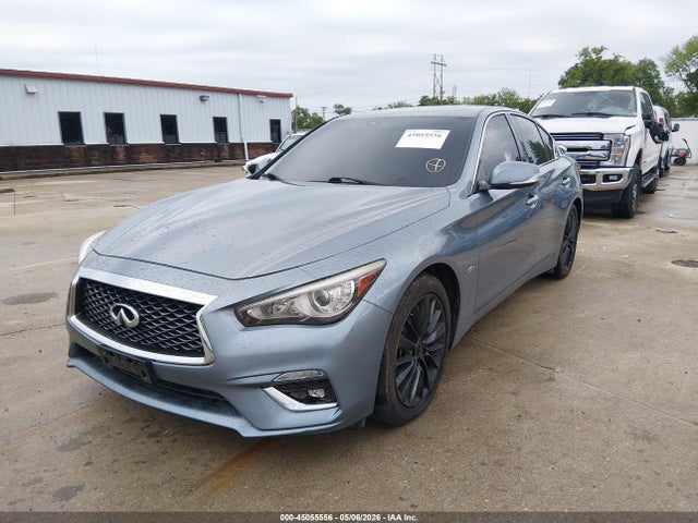 45055556 :رقم المزاد ، JN1EV7AP0JM355985 vin ، 2018 Infiniti Q50 3.0t Luxe مزاد بيع