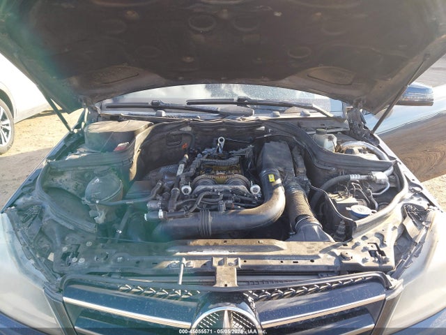 Продаж на аукціоні авто 2014 Mercedes-benz C 250, vin: WDDGJ4HB1EG268682, номер лоту: 45055571