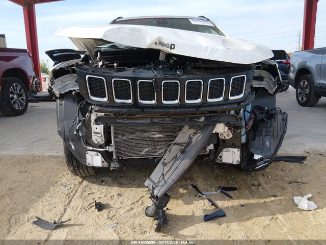 45055598 :رقم المزاد ، 3C4NJCBB3LT257907 vin ، 2020 Jeep Compass Latitude Fwd مزاد بيع