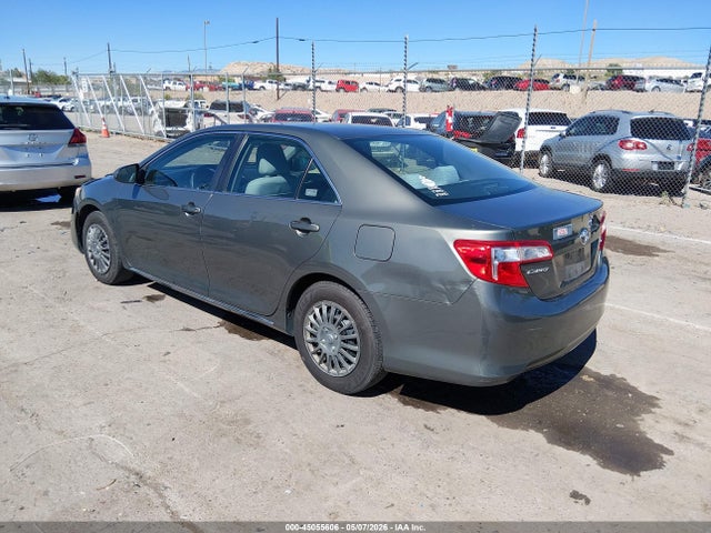 45055606 :رقم المزاد ، 4T4BF1FK9CR169888 vin ، 2012 Toyota Camry Le مزاد بيع