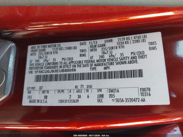 1FMCU0J93EUB85056 Ford Escape Titanium