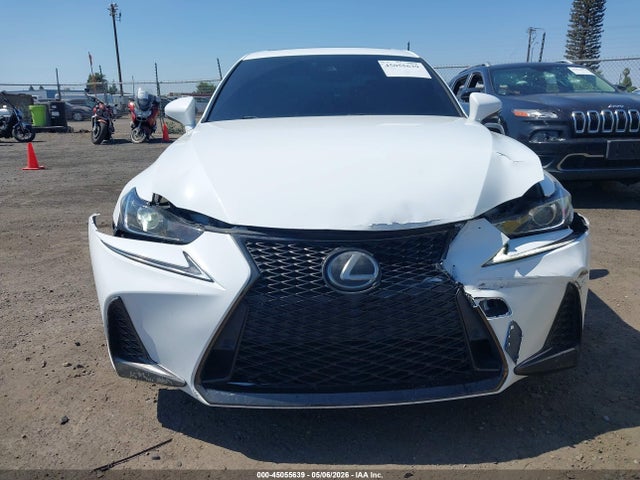 45055639 :رقم المزاد ، JTHBA1D22J5070724 vin ، 2018 Lexus Is 300 مزاد بيع