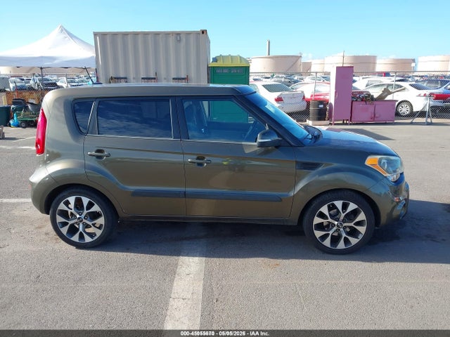 Продаж на аукціоні авто 2013 Kia Soul !, vin: KNDJT2A6XD7581093, номер лоту: 45055670