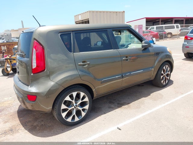 Продаж на аукціоні авто 2013 Kia Soul !, vin: KNDJT2A6XD7581093, номер лоту: 45055670