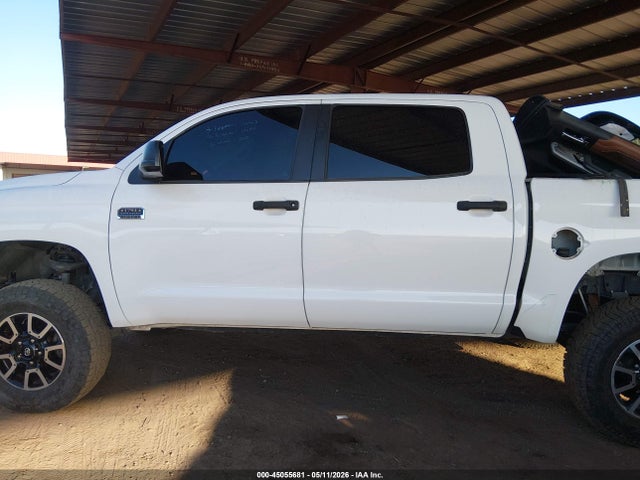 5TFAY5F11KX780255 Toyota Tundra 1794 5.7l V8