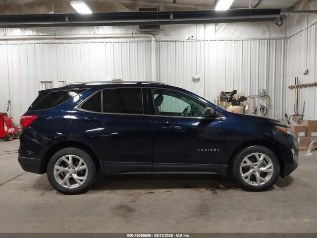 Продаж на аукціоні авто 2020 Chevrolet Equinox Awd Lt 2.0l Turbo, vin: 3GNAXVEX6LS661927, номер лоту: 45055686