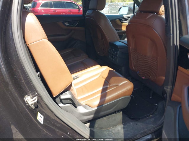 45055719 :رقم المزاد ، WA1LHAF70HD040366 vin ، 2017 Audi Q7 2.0t Premium مزاد بيع