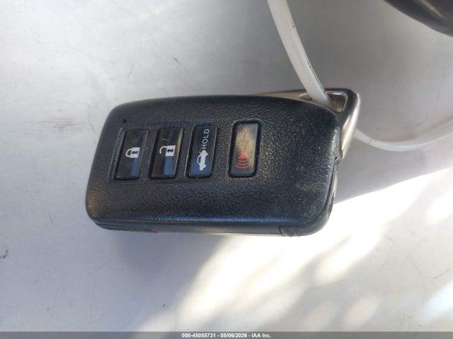 JTHBW1GGXF2091032 Lexus ES 300H