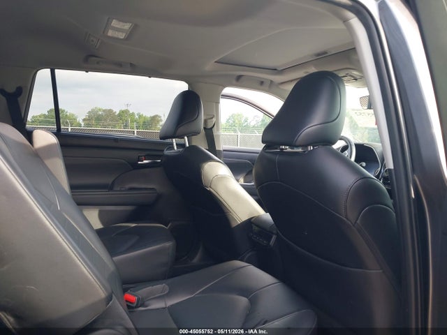 Продаж на аукціоні авто 2022 Toyota Highlander Xle, vin: 5TDGZRAH1NS112274, номер лоту: 45055752