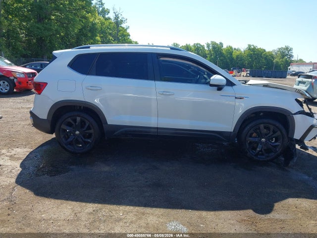 Продаж на аукціоні авто 2024 Volkswagen Taos 1.5t Se, vin: 3VVEX7B26RM010276, номер лоту: 45055766