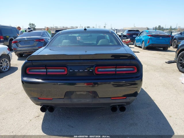 2C3CDZAG8GH249870 Dodge Challenger Sxt Plus