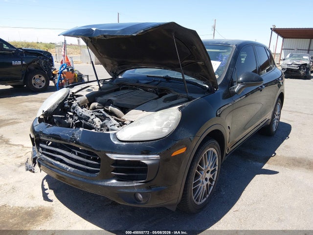 Porsche CAYENNE S 2017 WP1AB2A24HLA52959 Image 2