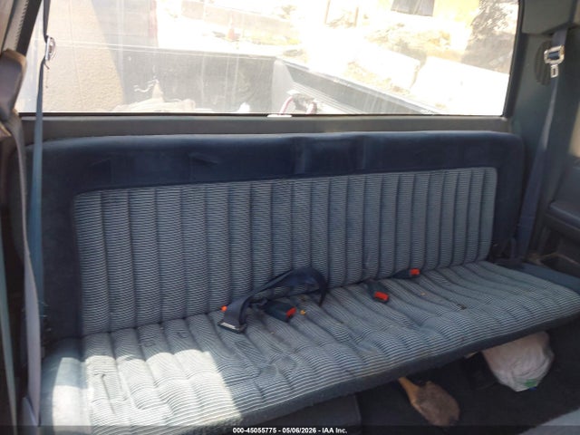 Auction sale of the 1994 Chevrolet Gmt-400 K1500, vin: 2GCEK19K4R1138538, lot number: 45055775