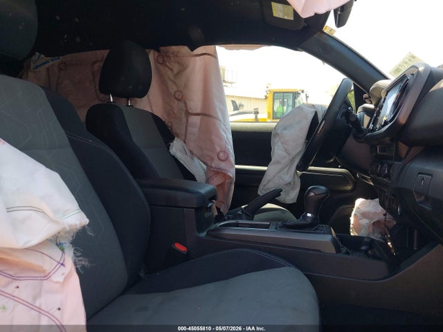 45055810 :رقم المزاد ، 3TMDZ5BNXMM114717 vin ، 2021 Toyota Tacoma Trd Off-road مزاد بيع