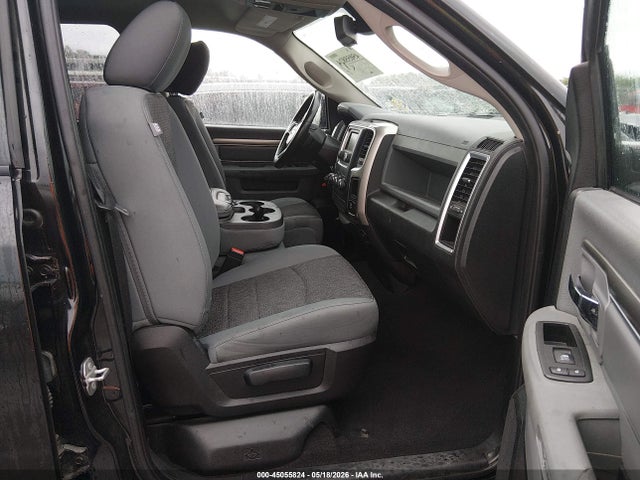 45055824 :رقم المزاد ، 1C6RR7GTXFS704166 vin ، 2015 Ram 1500 Big Horn مزاد بيع