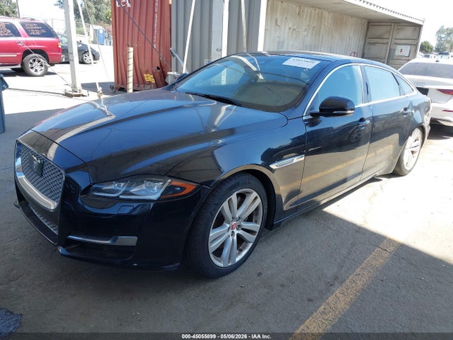 45055899 :رقم المزاد ، SAJWA2G73J8W13398 vin ، 2018 Jaguar Xj مزاد بيع