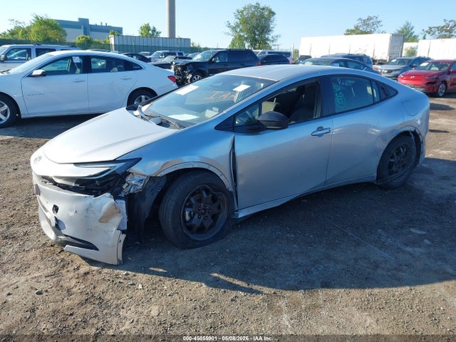 Toyota Prius Le 2023 JTDACAAU9P3004527 Image 2