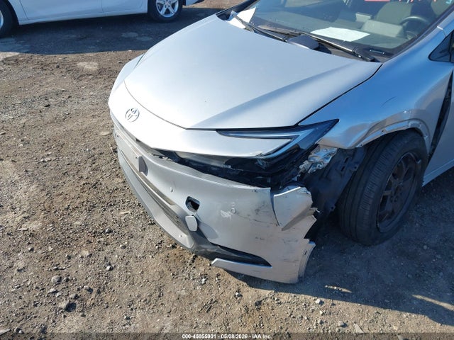 Toyota Prius Le 2023 JTDACAAU9P3004527 Image 6