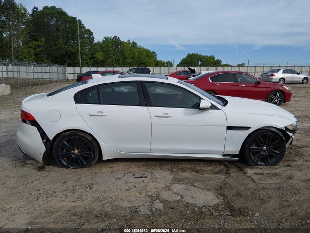 2018 Jaguar Xe 25t Prestige მანქანა იყიდება აუქციონზე, vin: SAJAE4FX1JCP35444, აუქციონის ნომერი: 45055983