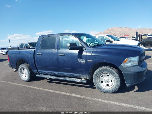 1C6RR7KT0KS556370 RAM 1500 Classic Tradesman 4x4 5&#039;7 Box