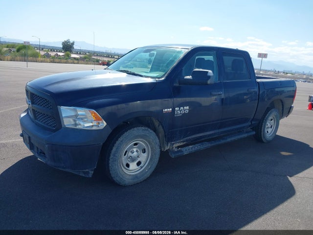 1C6RR7KT0KS556370 RAM 1500 Classic Tradesman 4x4 5&#039;7 Box