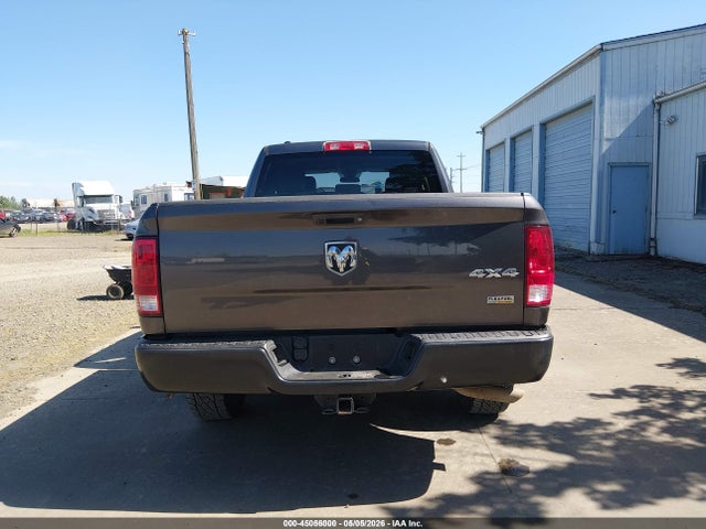 Aukcja sprzedaży 2017 Ram 1500 Tradesman  4x4 6'4 Box, vin: 1C6RR7FG0HS826588, numer aukcji: 45056000
