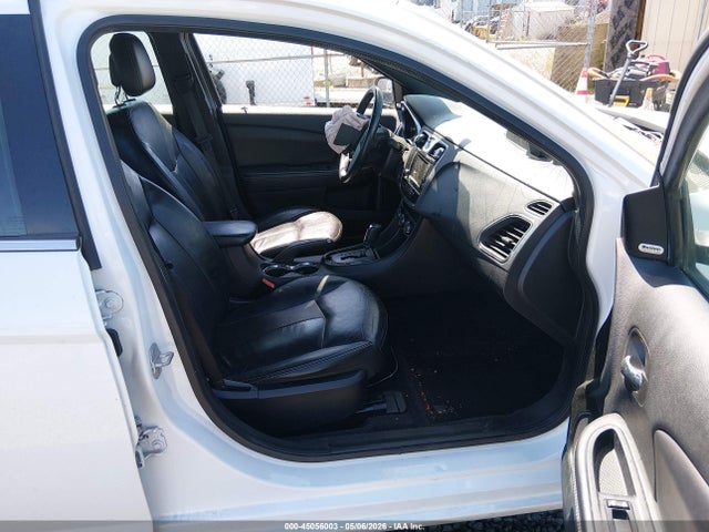 Продажа на аукционе авто 2013 Chrysler 200 Limited, vin: 1C3CCBCG9DN720323, номер лота: 45056003