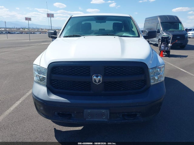 Продаж на аукціоні авто 2018 Ram 1500 Tradesman  4x4 5'7 Box, vin: 1C6RR7KT0JS318937, номер лоту: 45056004