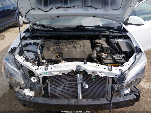2018 Toyota Corolla Le მანქანა იყიდება აუქციონზე, vin: 2T1BURHE0JC985909, აუქციონის ნომერი: 45056008