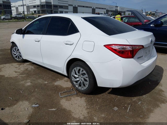 2018 Toyota Corolla Le მანქანა იყიდება აუქციონზე, vin: 2T1BURHE0JC985909, აუქციონის ნომერი: 45056008