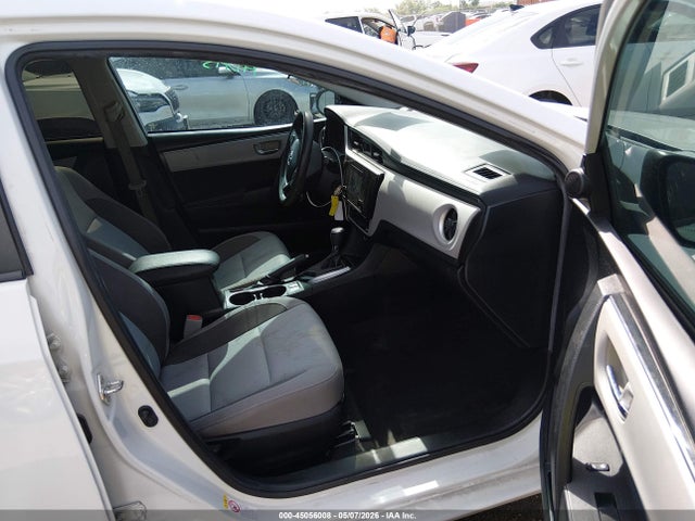 2018 Toyota Corolla Le მანქანა იყიდება აუქციონზე, vin: 2T1BURHE0JC985909, აუქციონის ნომერი: 45056008