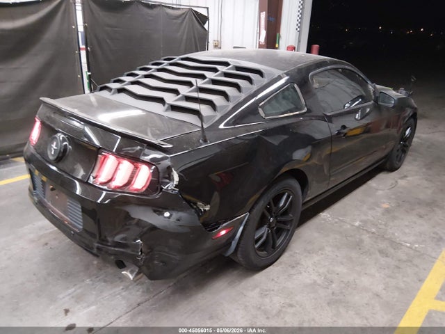 1ZVBP8AM9E5328240 Ford Mustang V6