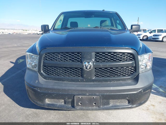 3C6JR6AT0LG260279 RAM 1500 Classic Tradesman 4x2 6&#039;4 Box
