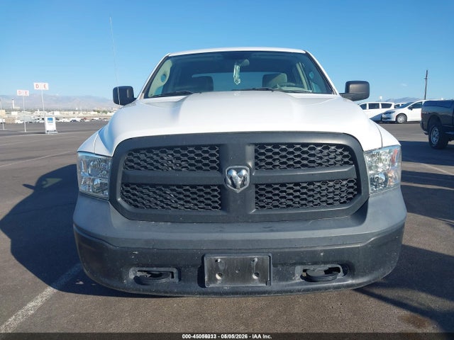 Продаж на аукціоні авто 2018 Ram 1500 Tradesman  4x4 5'7 Box, vin: 1C6RR7KT6JS323107, номер лоту: 45056033